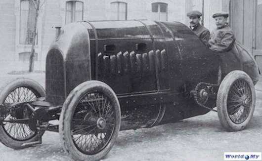 The Fiat S76 or Fiat 300HP Record was a car built on purpose to destroy the supremacy of the Blitzen